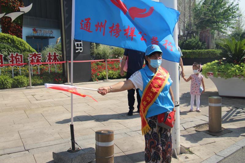 <strong>www.操动漫美女的逼</strong>